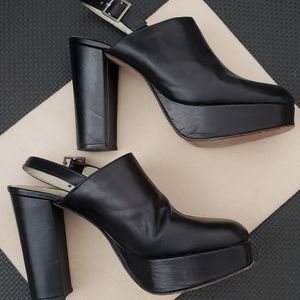 Guess Mule Platforms size 5.5